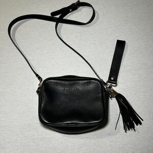 Kelly Tooke high quality leather crossbody camera bag in black